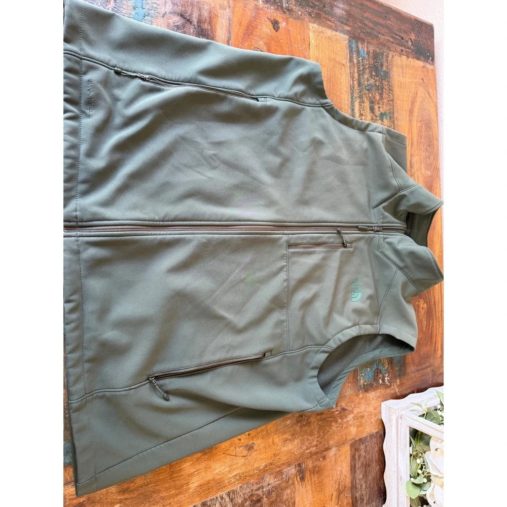 Mens 2XL the Northface Windwall Vest. Green.